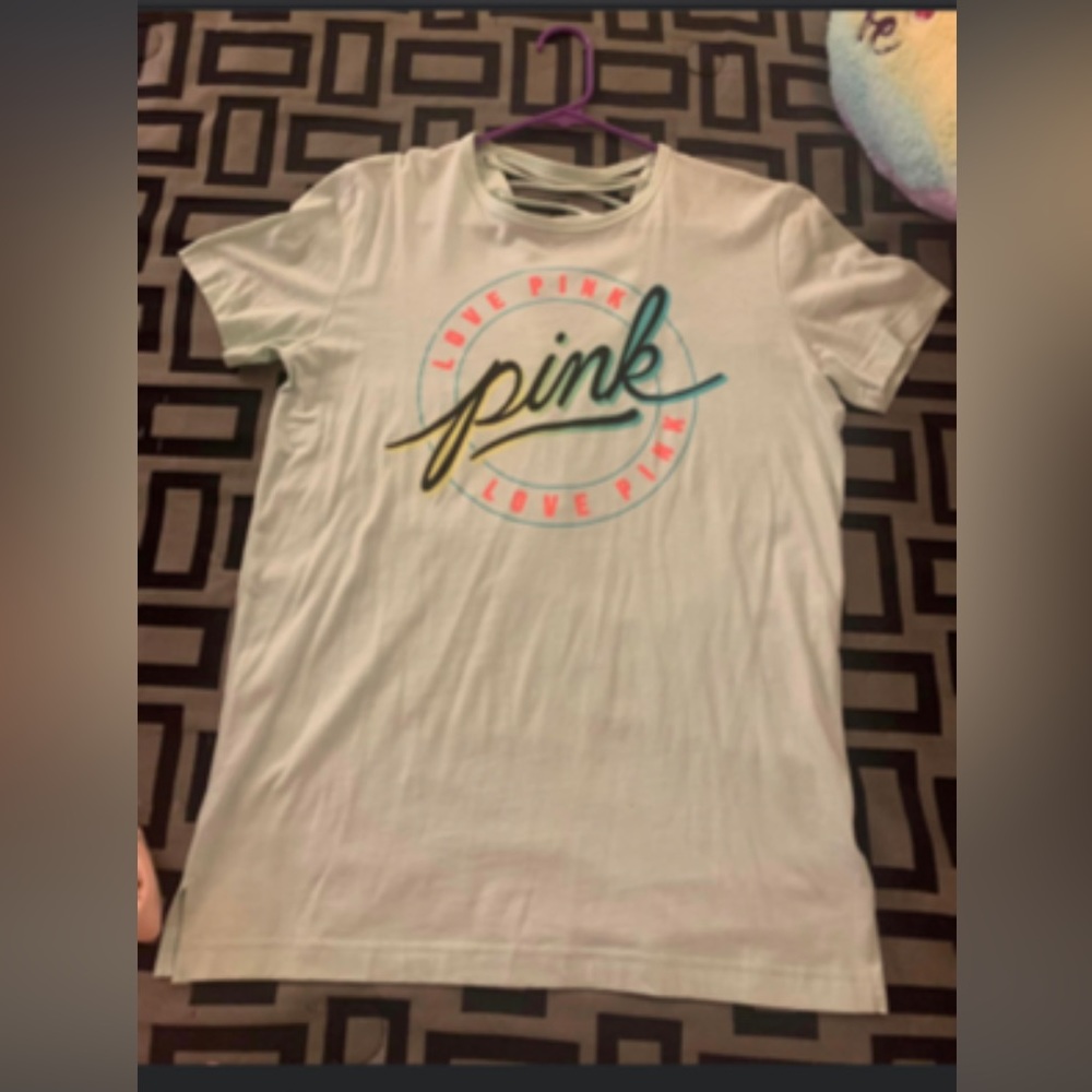 Women’s Victoria secret tshirt
